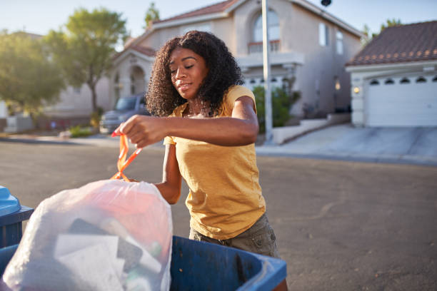 Best Junk Hauling Services  in Wantagh, NY